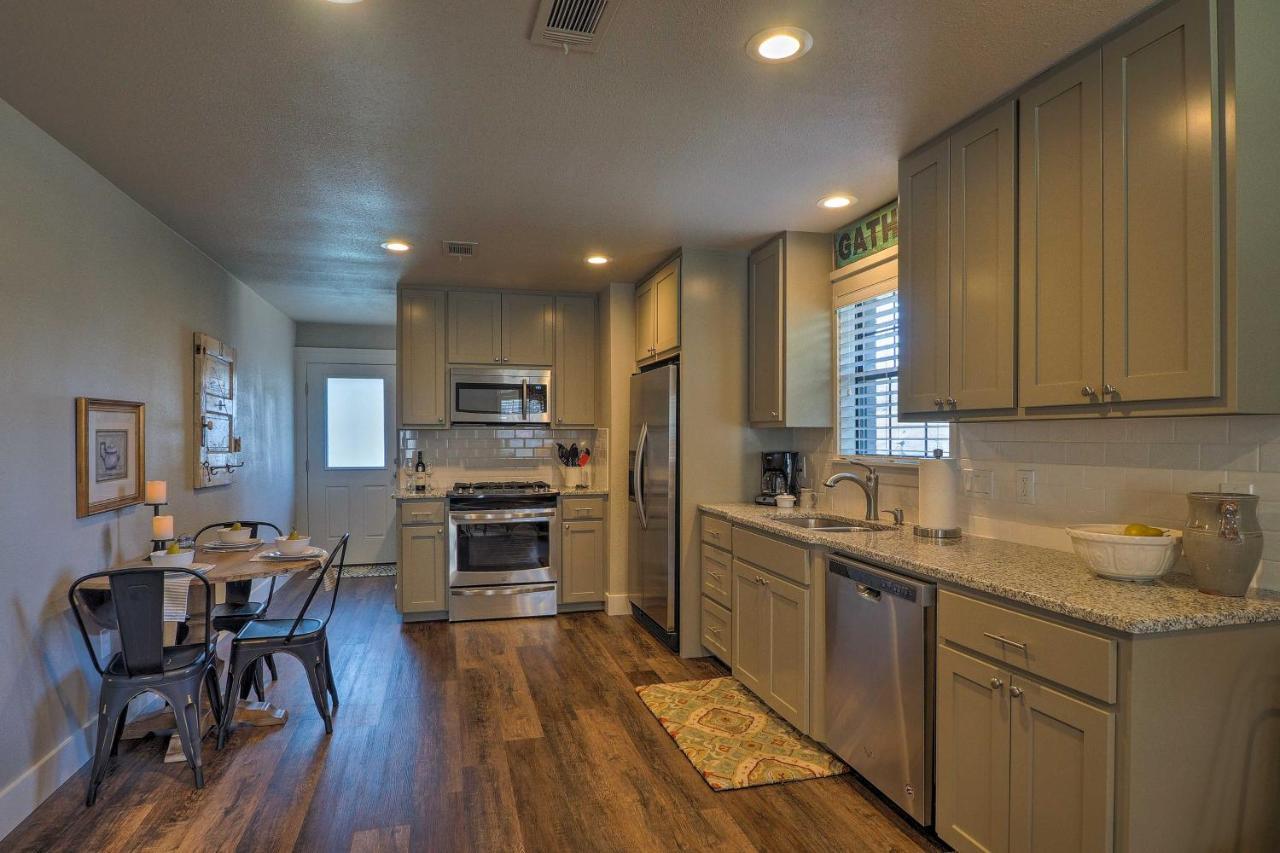 Cozy Home Blocks To Georgetown Square And Su! מראה חיצוני תמונה